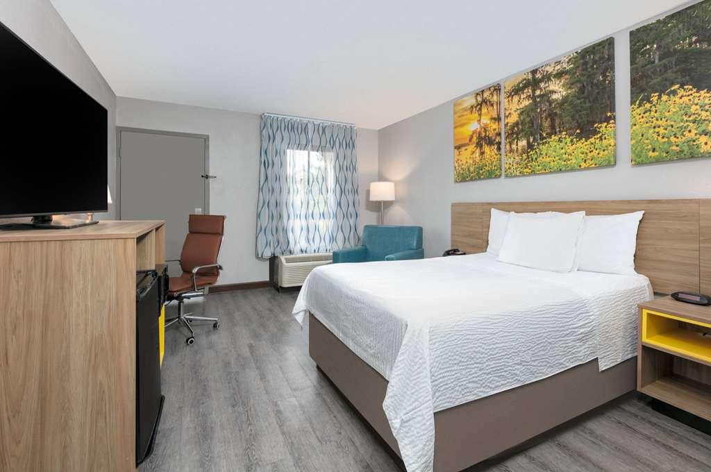 Days Inn By Wyndham Greenville Ms Oda fotoğraf