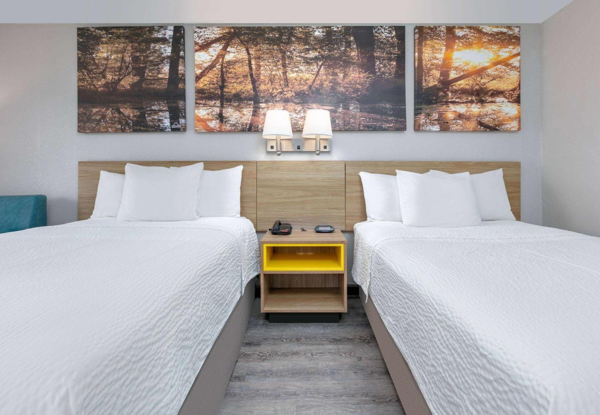 Days Inn By Wyndham Greenville Ms Dış mekan fotoğraf